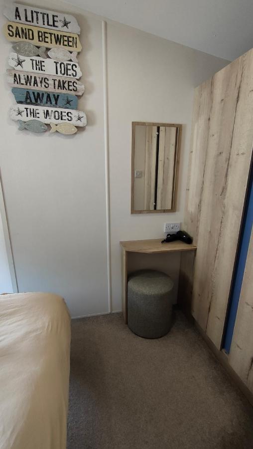3 Bedroom Stylish Caravan - Vans With Business Sign Not Allowed Port Seton Exteriör bild