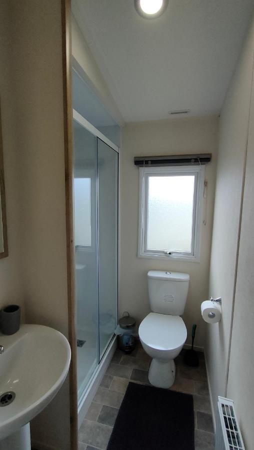3 Bedroom Stylish Caravan - Vans With Business Sign Not Allowed Port Seton Exteriör bild