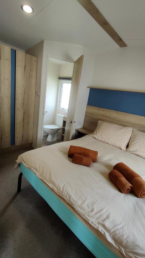 3 Bedroom Stylish Caravan - Vans With Business Sign Not Allowed Port Seton Exteriör bild
