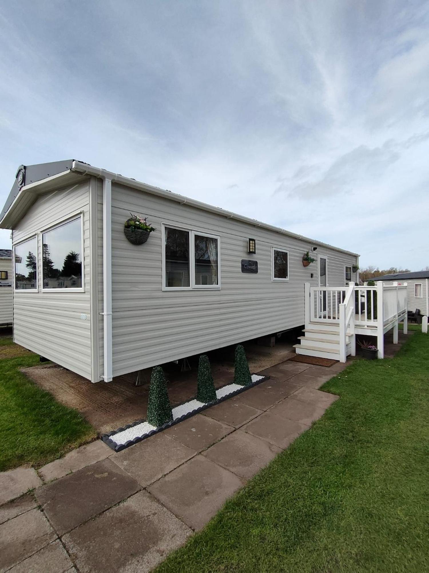 3 Bedroom Stylish Caravan - Vans With Business Sign Not Allowed Port Seton Exteriör bild